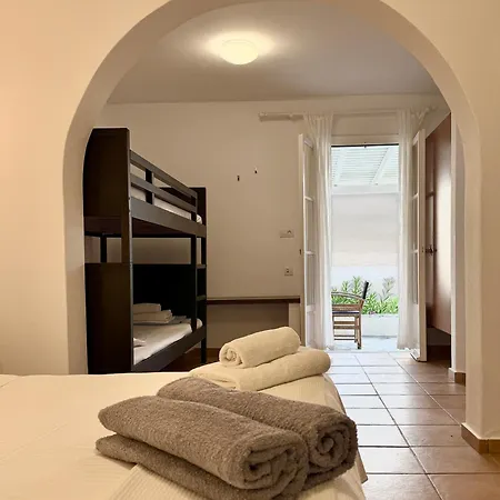 Hotel Paros Philoxenia 3*