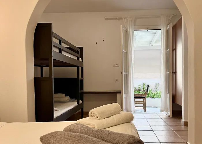 Hotel Paros Philoxenia 3*