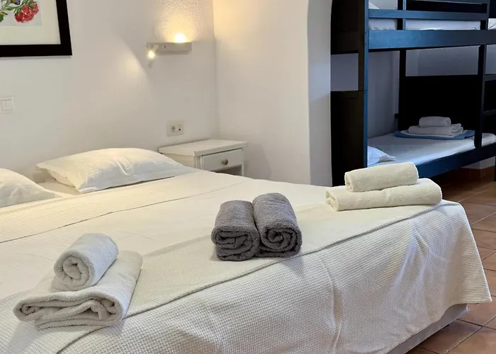 Paros Philoxenia Chrisi Akti (Paros)