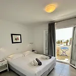 Paros Philoxenia Отель Хриси-Акти