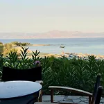 Paros Philoxenia Отель Хриси-Акти