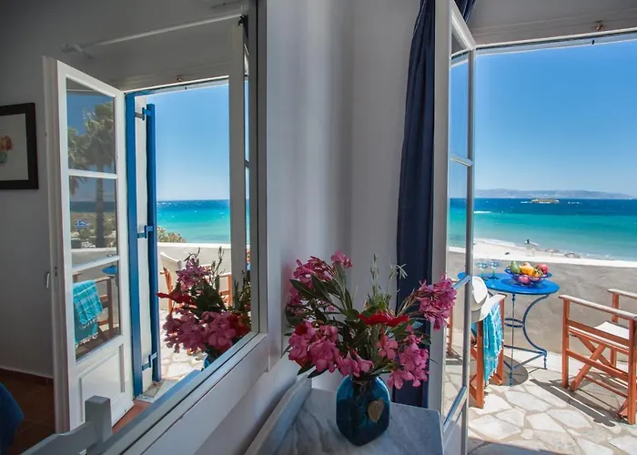 Paros Philoxenia كريس أكتي